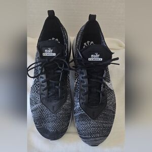 Nike Flyknit Black and Gray Running Shoes